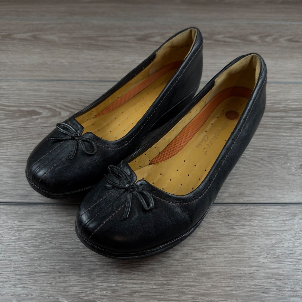 Clarks Womens Structured Leather Bow Wedge Pumps Black 8.5W